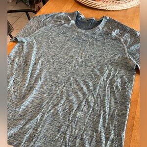 Men’s Lululemon Shirt